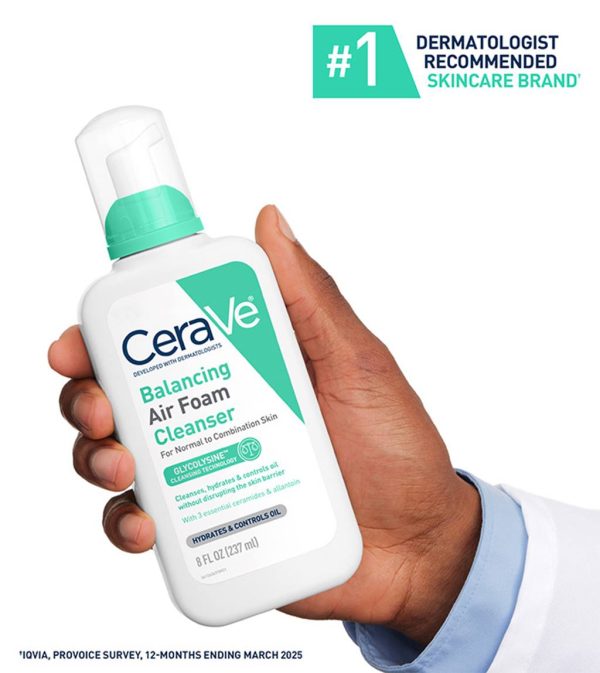 Balancing Air Foam Facial Cleanser - Image 5