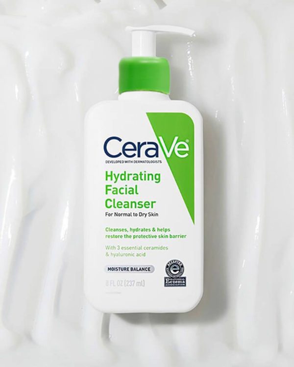 Hydrating Facial Cleanser - Image 8